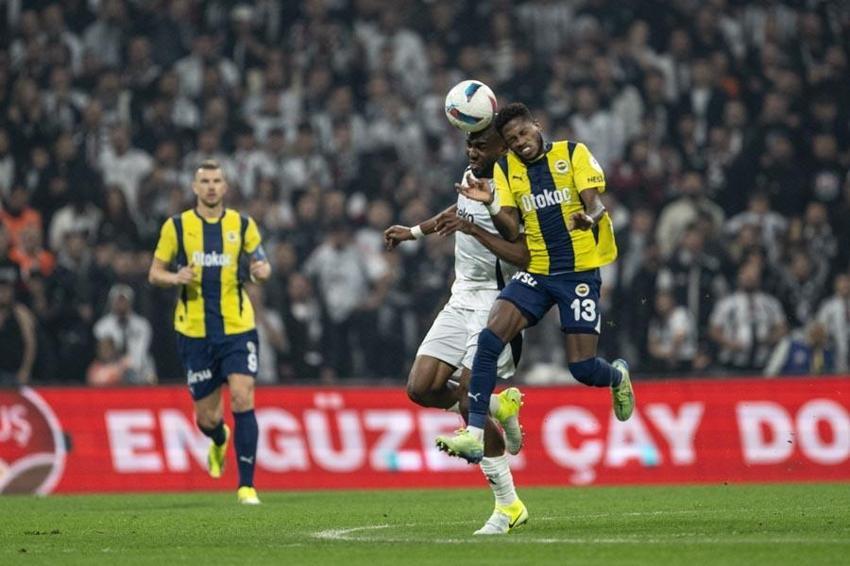 Beşiktaş Fenerbahçe maçı! Rashica'dan Mourinho'ya olay hareket: Ayağına kadar geldi reddetti