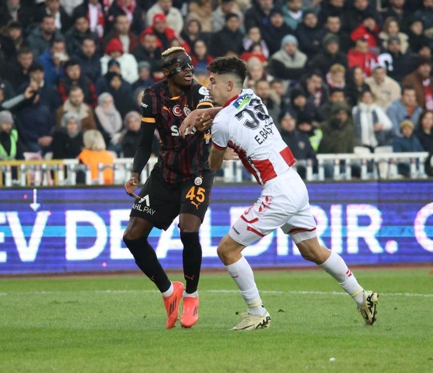 Galatasaray'dan müthiş dönüş! İsyan ettiler: VAR çağırmasına rağmen kırmızı verilmemesi günün özeti