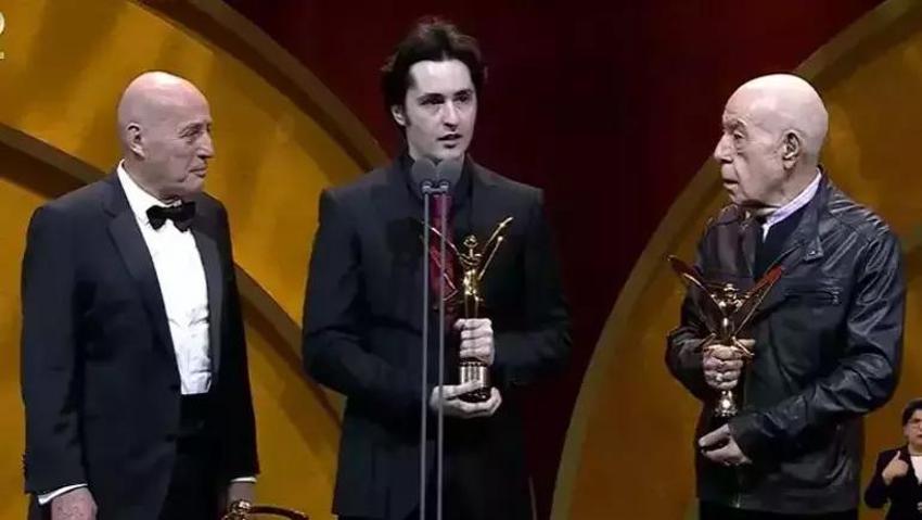 Pantene Altın Kelebek ödülleri sahiplerini buldu! Duygu dolu anlar yaşandı