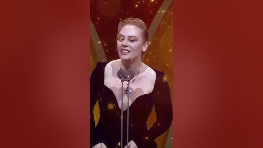 Demet Evgar En İyi Kadın Oyuncu Ödülü'nü aldı! Konuşması gündemde