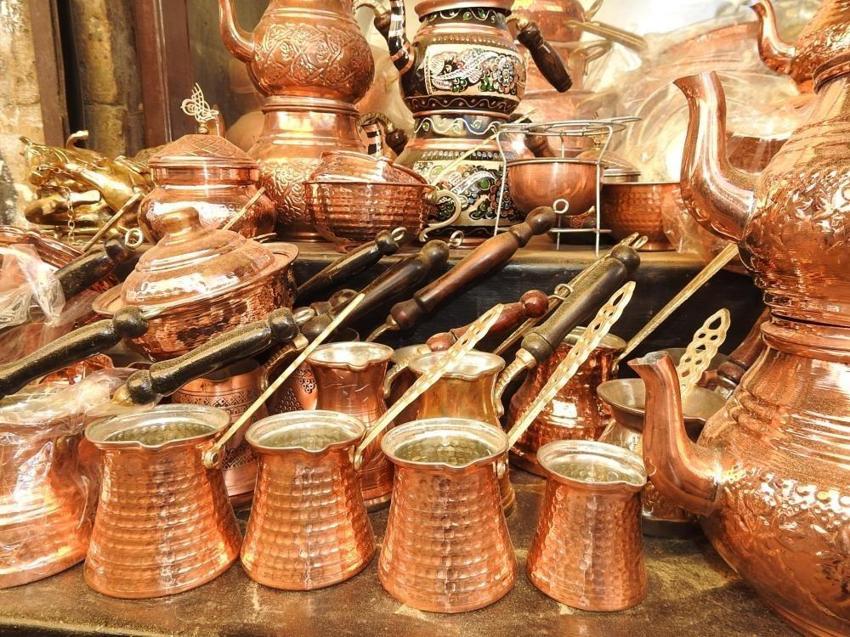 Bakırcı ustasının sılaya dönüşü! Suriye'de mesleğine devam edecek