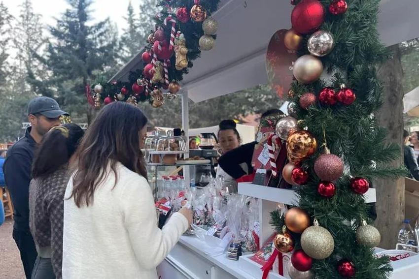 Adana'da yılbaşı heyecanı! Yeni yıl pazarı 8. kez kapılarını açtı