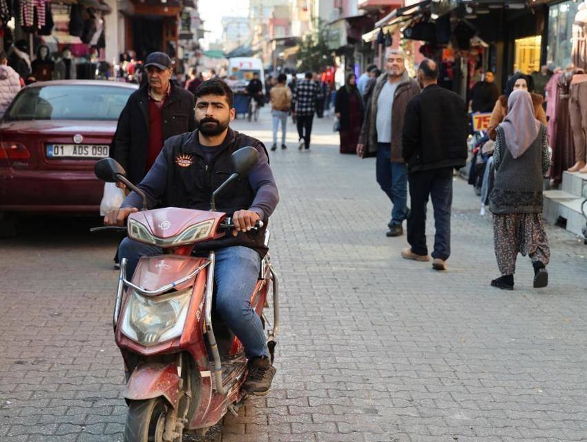 Adana'da yaşayan Suriyeliler, ülkesine dönmeye hazır: Cemile, Suriye'ye gidip babasının mezarını görmek istiyor