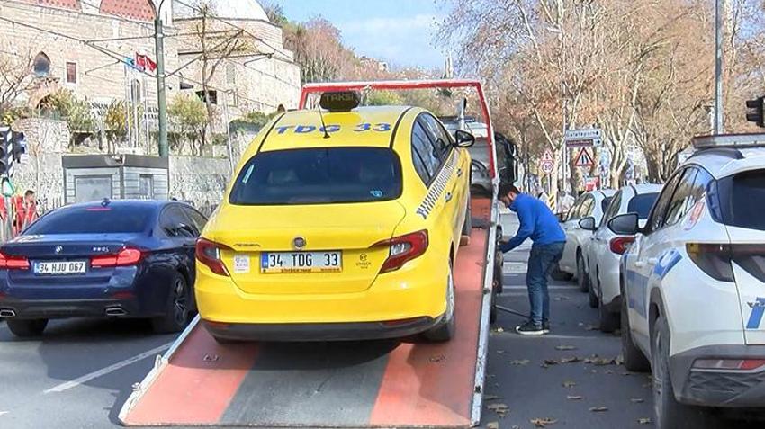 Beyoğlu'nda kısa mesafe götürmeyen taksici, polisin gizli kamerasına takıldı