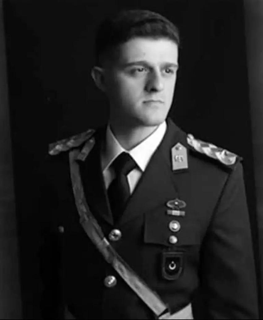 Isparta'da şehit düşen askerlerimize veda! 'Allah'ım cennetine al' diyerek uğurladı