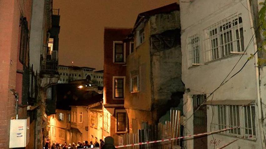 Fatih'te çökmenin yaşandığı metruk binanın Athena Gökhan'a ait olduğu ortaya çıktı