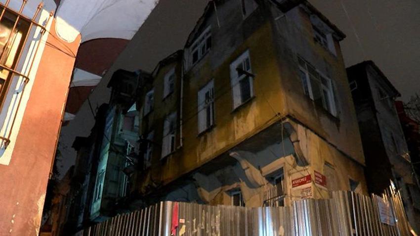Fatih'te çökmenin yaşandığı metruk binanın Athena Gökhan'a ait olduğu ortaya çıktı