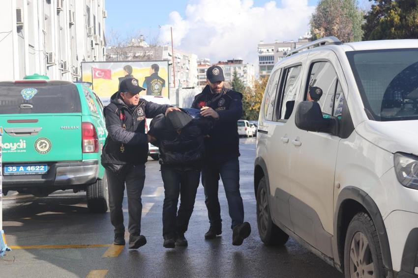 Duvarı kırıp komşusunun çeyizlik eşyaları çalmıştı! 'Alkolün etkisindeydim'