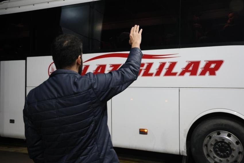 Türkiye'de yaşayan Suriyeliler dönüş hazırlığında! Eşyalarını ve dükkanlarına ilan verdiler