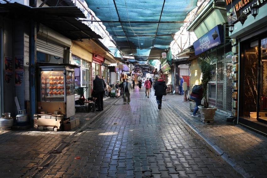 Türkiye'de yaşayan Suriyeliler dönüş hazırlığında! Eşyalarını ve dükkanlarına ilan verdiler