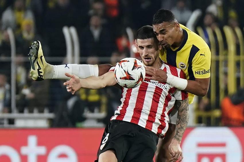 Fenerbahçe, Athletic Bilbao'ya yenildi! Kadıköy'de istifa sesleri