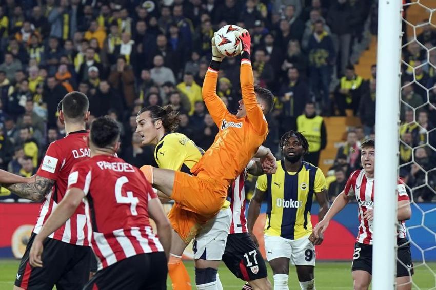 Fenerbahçe, Athletic Bilbao'ya yenildi! Kadıköy'de istifa sesleri