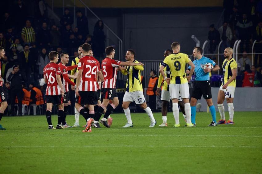 Fenerbahçe, Kadıköy'de yenilince çıldırdı: Mourinho aklımızla alay ediyor, bırak ya...