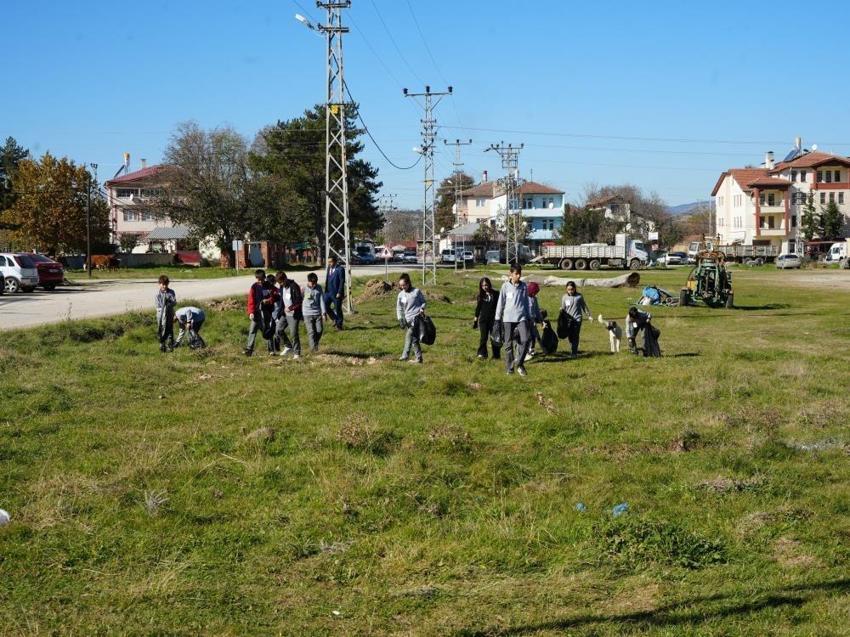 Bu köyü ortaokul öğrencileri temizliyor! Okulda hazırlanan proje Türkiye'de 3'üncü oldu