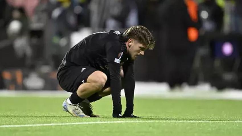 Beşiktaş 2-1 yenilince patladı: Al birini vur ötekine, yol geçen hanı