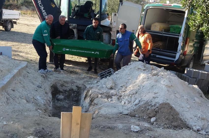 Çilli Bom'un bestekarı hayatını kaybetti! Cenazesi kimsesizler mezarlığına defnedildi