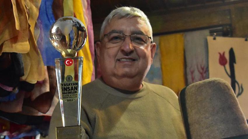 Konya'nın yaşayan insan hazinesi, keçeye mistik dokunuşlarla yeniden boyut kazandırıyor