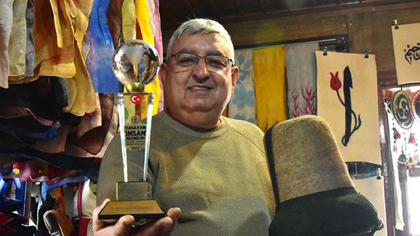 Konya'nın yaşayan insan hazinesi, keçeye mistik dokunuşlarla yeniden boyut kazandırıyor