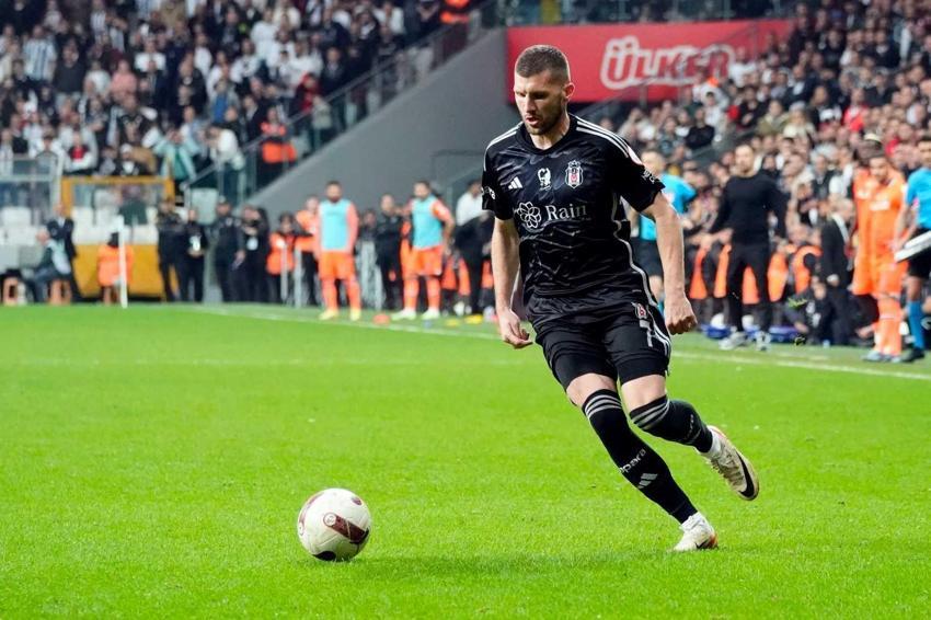 Beşiktaş'ta yıldızlarla yollar ayrılıyor!