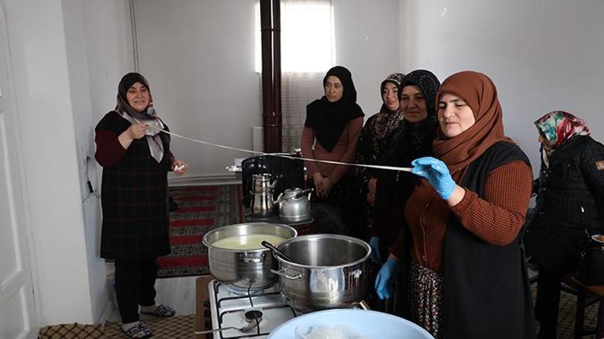 İtalya'nın Mozzarella peyniri Sivas'ta yapılacak! Bakanlık köylü kadınlara peynircilik eğitimi veriyor