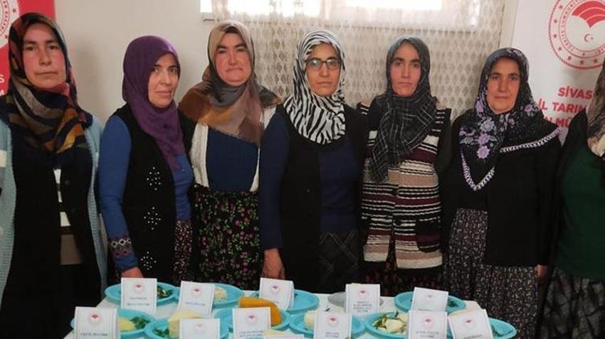 İtalya'nın Mozzarella peyniri Sivas'ta yapılacak! Bakanlık köylü kadınlara peynircilik eğitimi veriyor