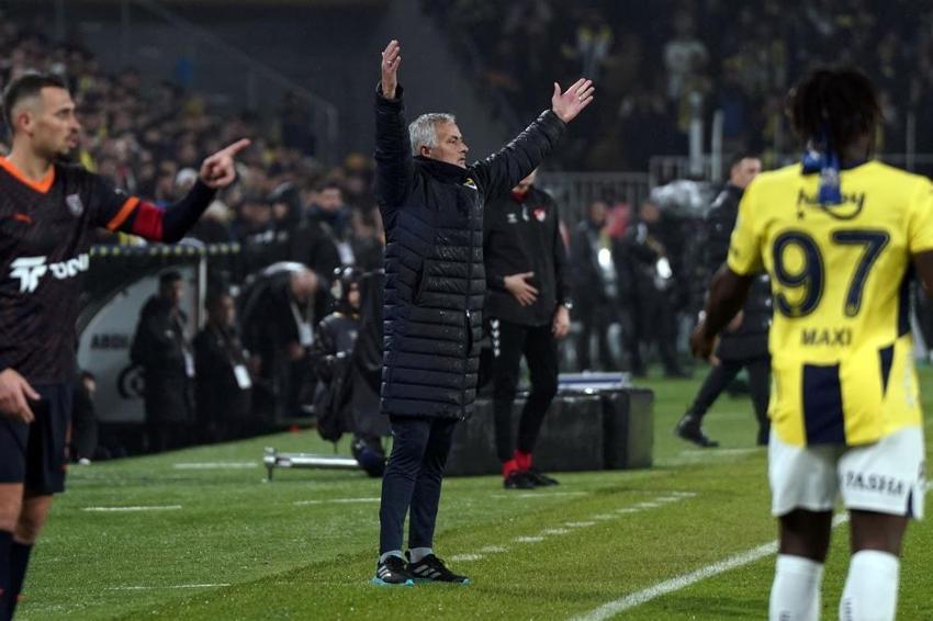 Fenerbahçe, Başakşehir'i yendi! Zirve yaklaşmak için bir adım daha attı