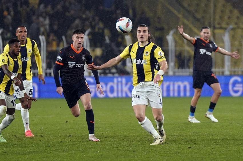 Fenerbahçe, Başakşehir'i yendi! Zirve yaklaşmak için bir adım daha attı