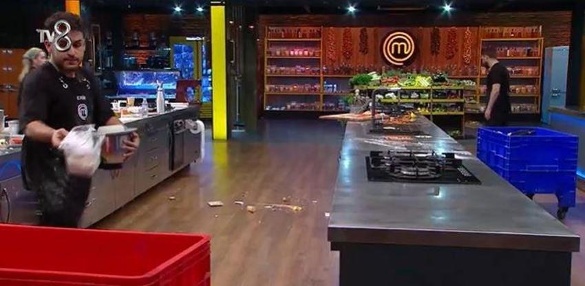 MasterChef'e veda eden isim belli oldu! Talihsizlik yaşadı, gözyaşlarına boğuldu