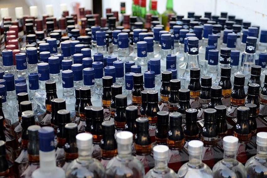 Bu işin şakası yok! Türkiye'yi sahte alkol endişesi sardı: Çıplak gözle anlaşılıyor!