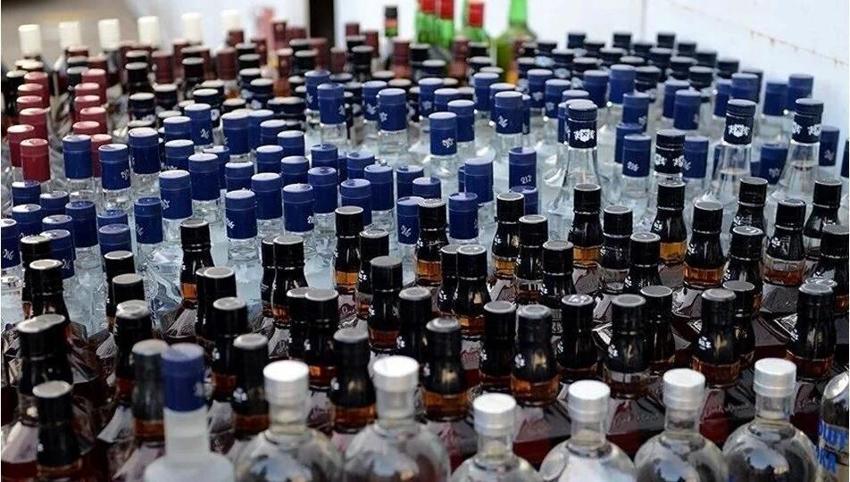 Bu işin şakası yok! Türkiye'yi sahte alkol endişesi sardı: Çıplak gözle anlaşılıyor!
