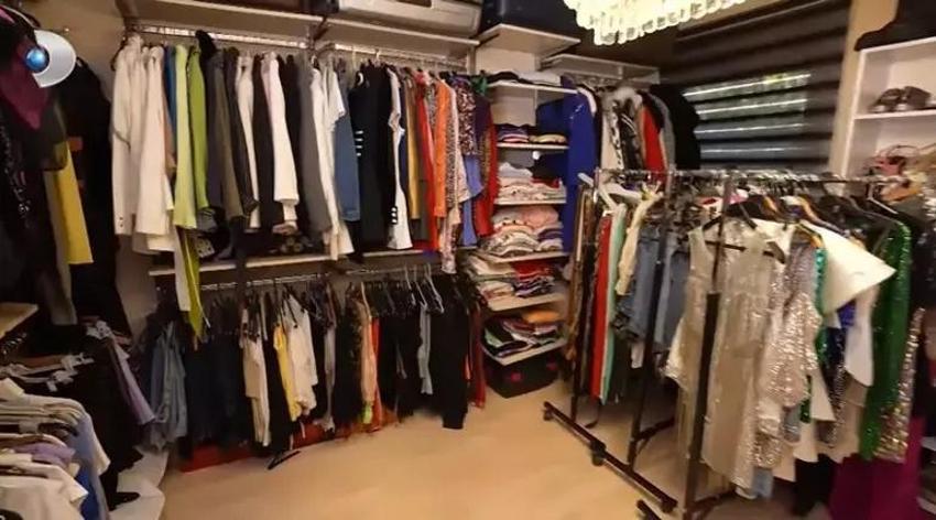 Esra Balamir evinin kapılarını açtı yaşadığı şoku anlattı! İtiraf gibi estetik açıklaması