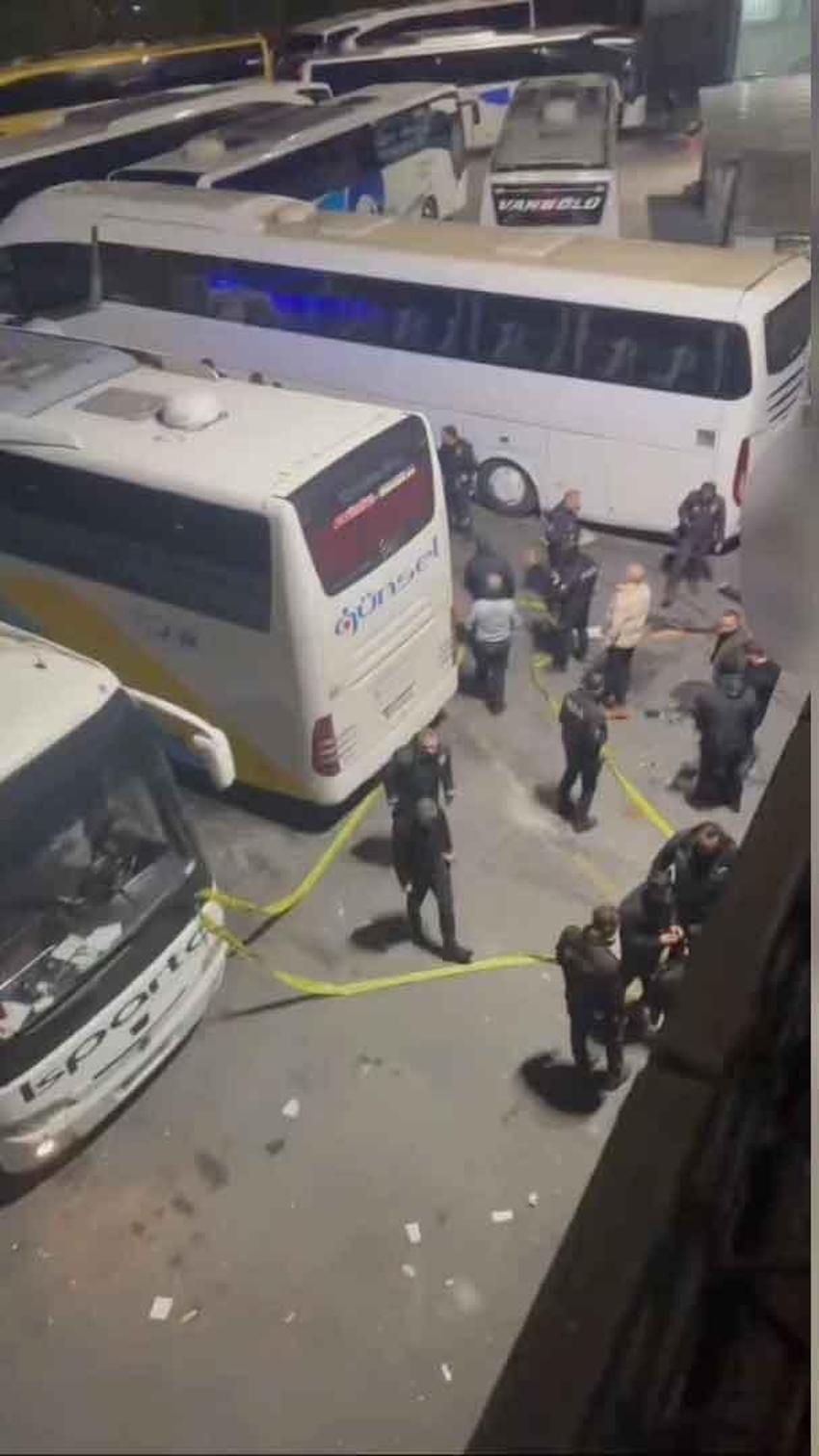 Bayrampaşa'da çit faciası! 2 arkadaş 10 metre yükseklikten düşerek hayatını kaybetti