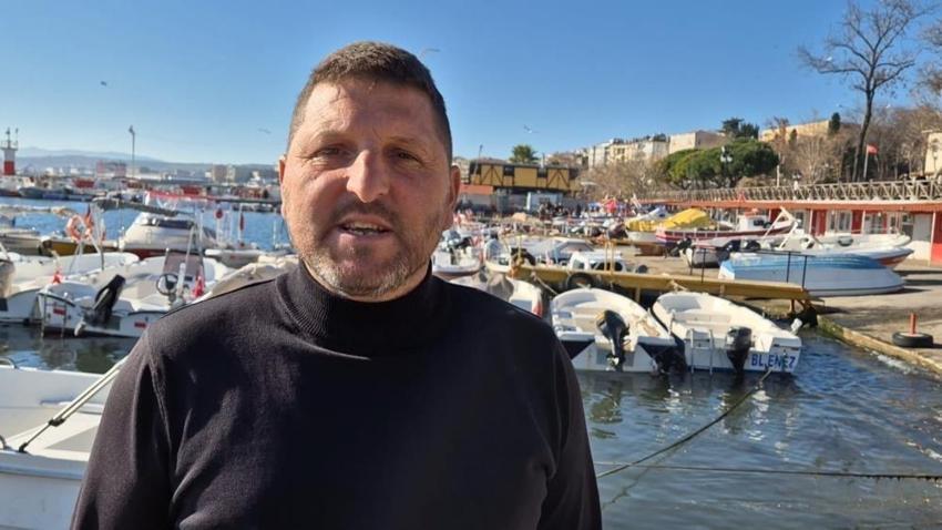 Marmara'da alarm! Kızıl yosun akıntısı kıyılara vurdu