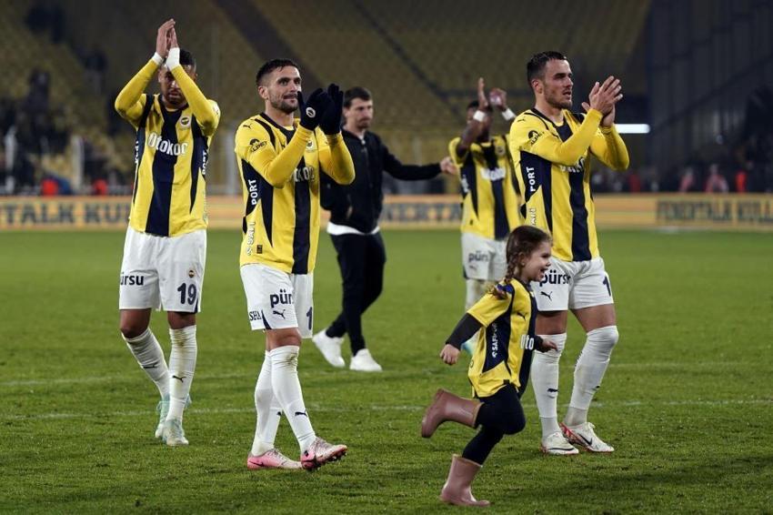 Fenerbahçe'ye sol bek yerine stoper transferi! Ali Koç 62 milyon euroluk bombayı patlattı