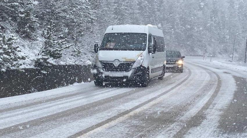 Lapa lapa kar yağışları geliyor! Meteoroloji sağanak yağış, kuvvetli rüzgar, çığ, buzlanma ve dona karşı uyardı