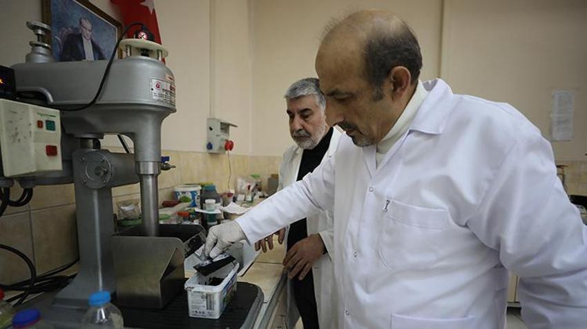 Elazığ'da hayvan atıklarından aktif karbon üretildi: Patenti alındı, ekonomiye kazandırılacak!