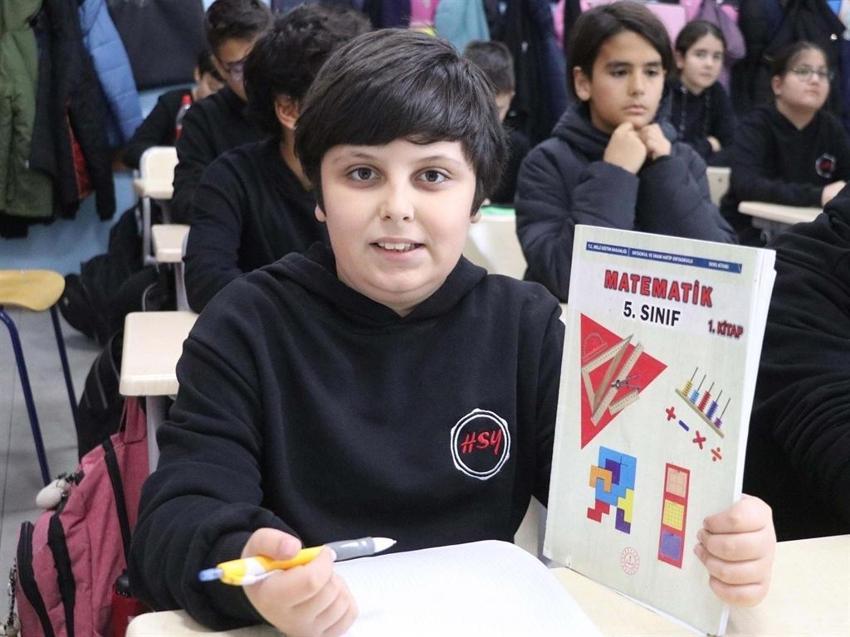10 yaşındaki Selahattin matematikte dünya birincisi oldu