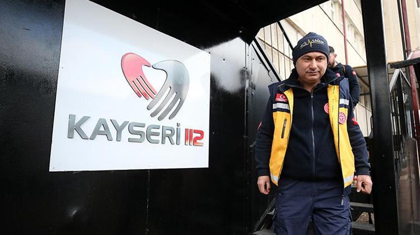 Kayseri'de ambulans şoförü 52 yaşında üniversiteli oldu!