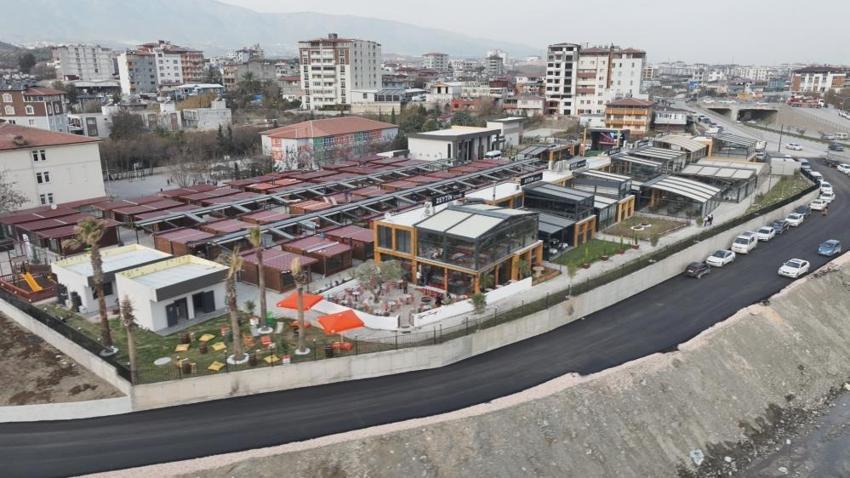 Hatay'da depremin izleri siliniyor: Kültür ve Sanat Çarşısı kentin özlenen canlılığını yeniden harekete geçirdi