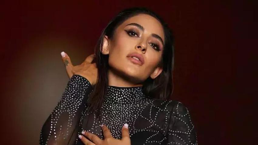 Melek Mosso'dan yıllar sonra gelen itiraf: Zorbalığa uğradım