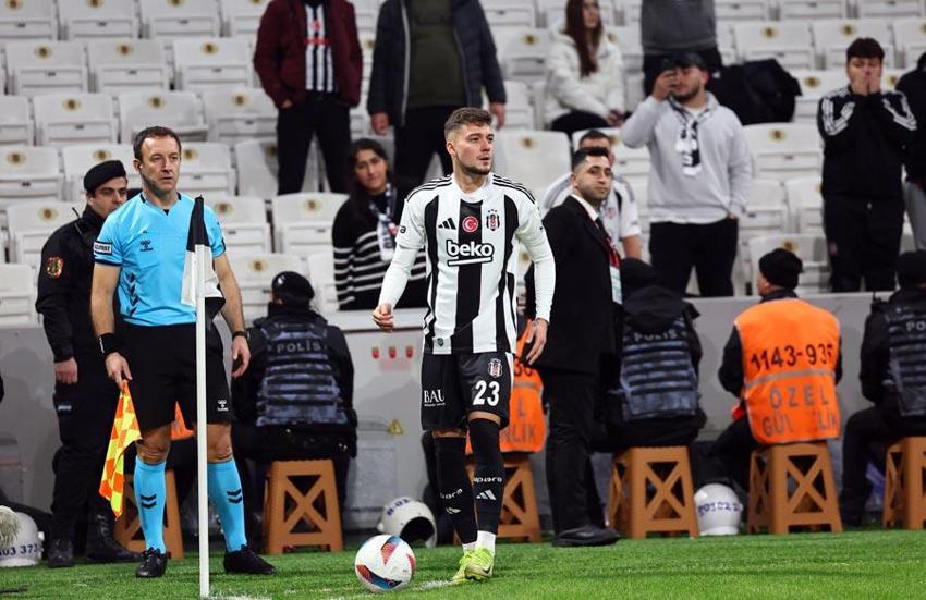 Beşiktaş Alanyaspor maçında Hasan Arat ve Arthur Masuaku'ya büyük tepki: Paralar nerede