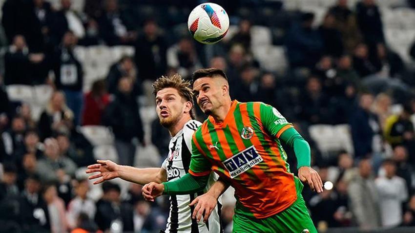Beşiktaş puan kaybetmeye devam ediyor! 'Çok yazık hepinize iyi tatiller'