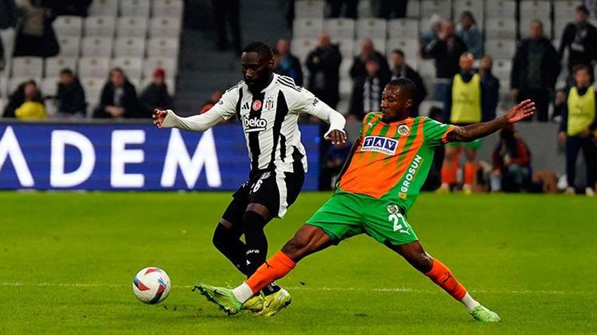 Beşiktaş puan kaybetmeye devam ediyor! 'Çok yazık hepinize iyi tatiller'