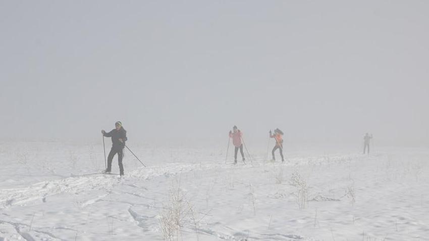 Yılbaşına günler kala kar yağışı etkisini artırıyor! Meteoroloji Genel Müdürlüğü önümüzdeki 5 günün hava durumunu açıkladı ve bazı bölgeleri uyardı