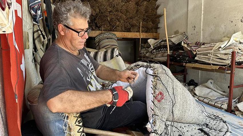 7 yaşında öğrendiği ata yadigarı mesleğinden 46 yıldır vazgeçmiyor! Çıkarak yok, bu işi artık kimse yapmıyor 