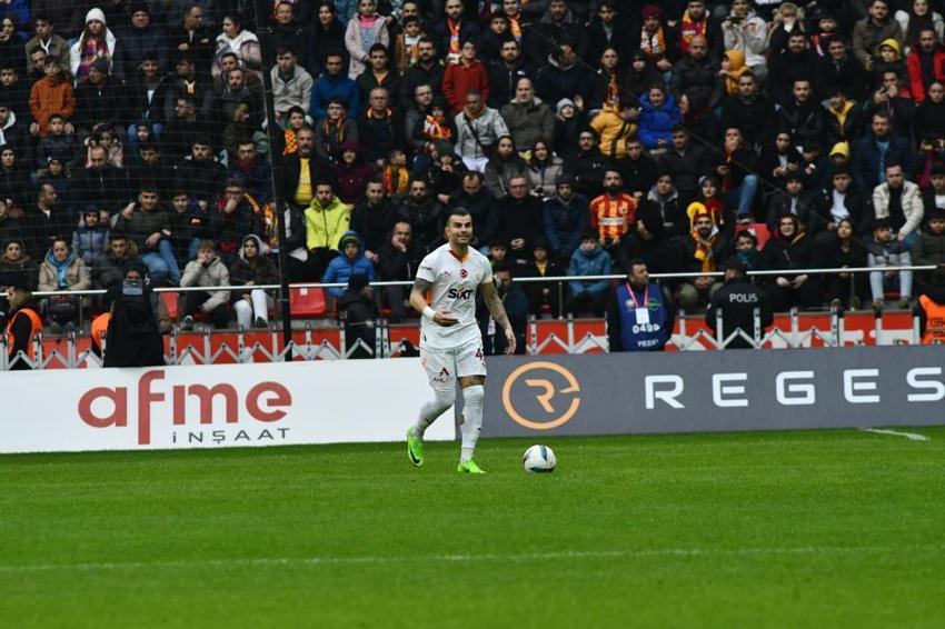 Galatasaray rekorlara doymuyor! Zirvede puan farkı açıldı