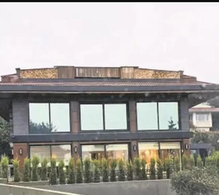 Seda Sayan 4 milyon dolara aldığını villasını bakın ne kadara satıyor!