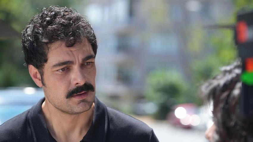 Halil İbrahim Ceyhan sevgilisiyle görüntülendi! Muhabirlere tepkisi şaşırttı