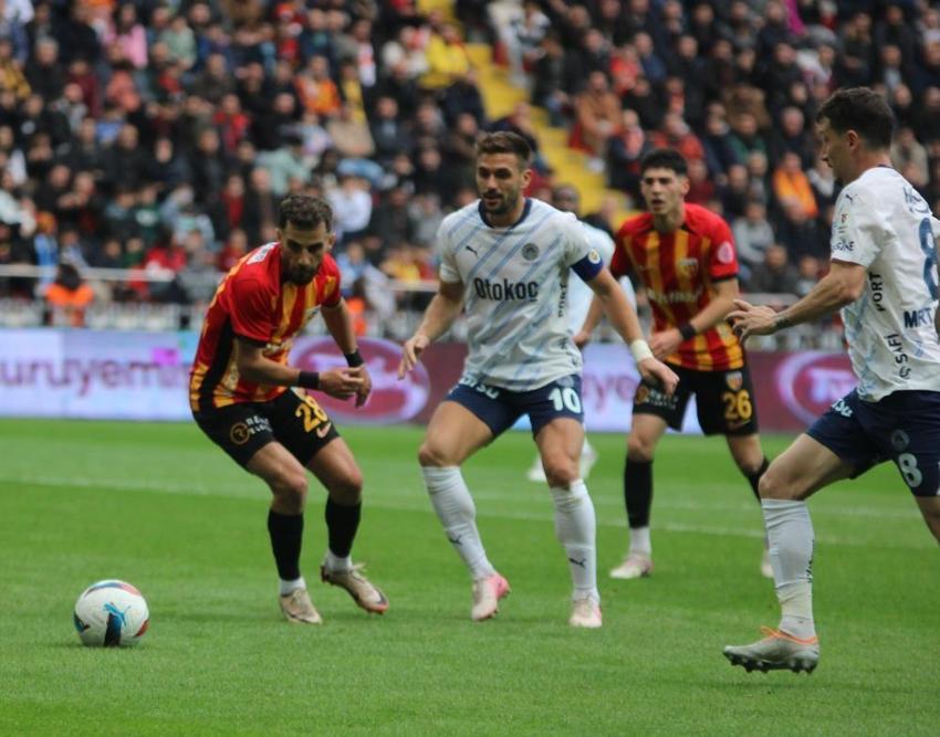 Talisca yetmedi, Mario Hermoso bombası patladı! Ali Koç'tan Mourinho'ya hediye