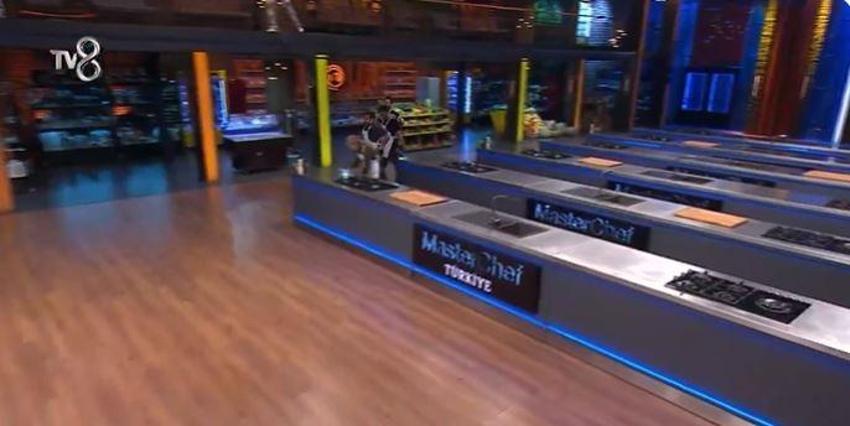 Masterchef'te 2. ceketin sahibi belli oldu! Yarışmacı kaza geçirdi, hemen müdahale geldi